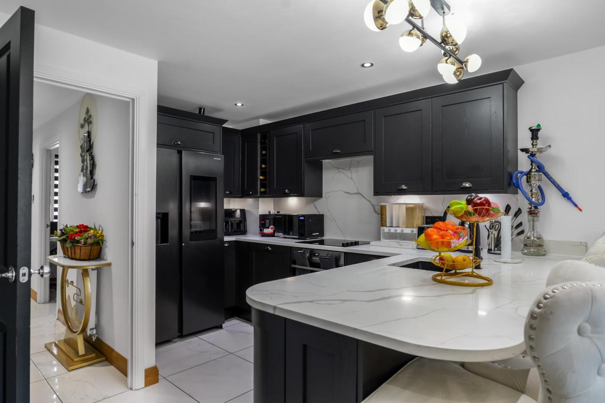 Luxurious 4 Bedroom House ลิเวอร์พูล ภายนอก รูปภาพ